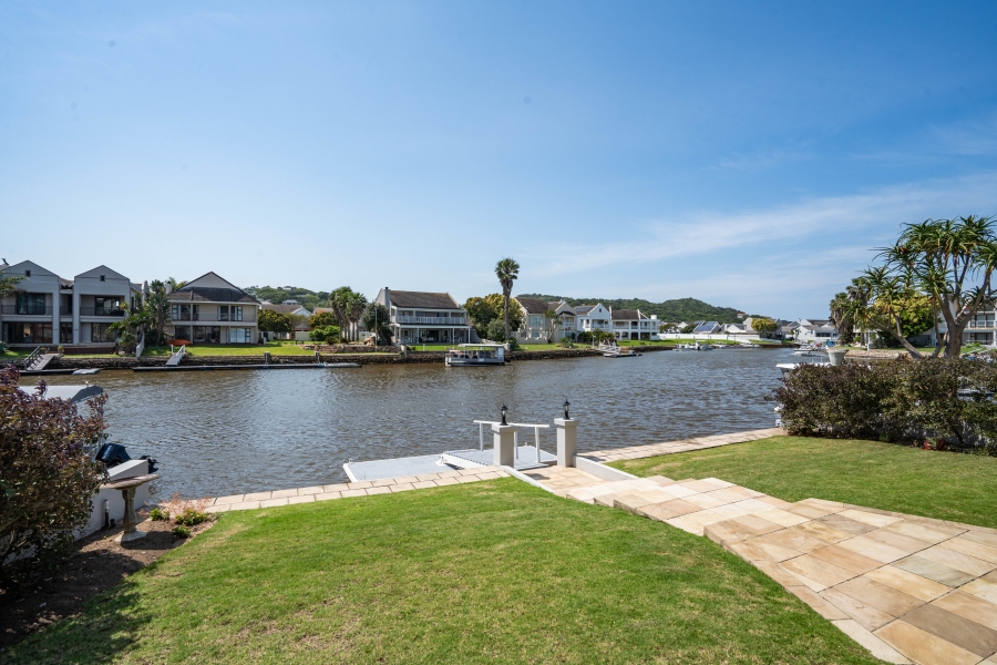 6 Bedroom Property for Sale in Royal Alfred Marina Eastern Cape